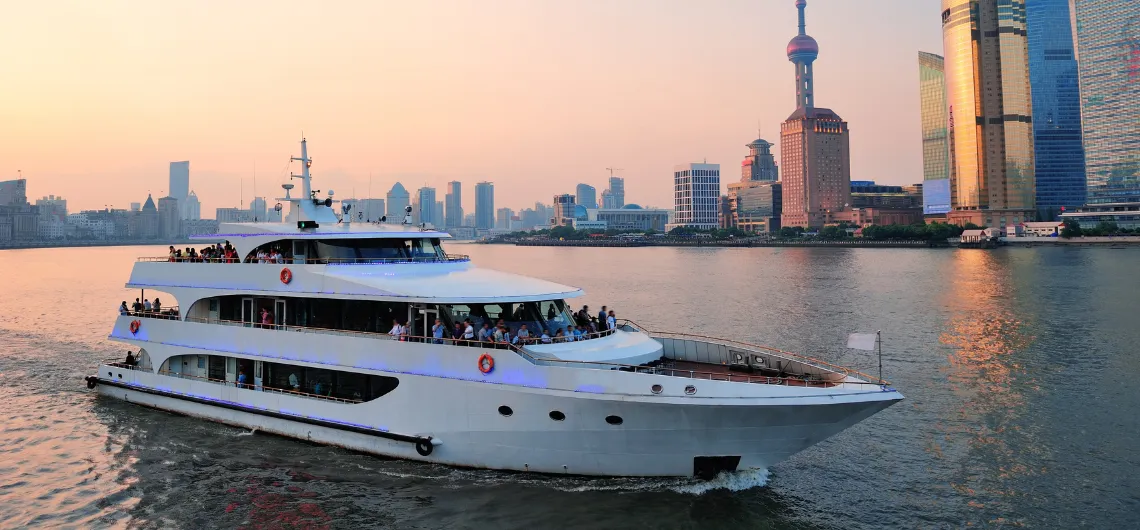 Luxury Yacht Rental in Dubai, Yacht Rental in Dubai