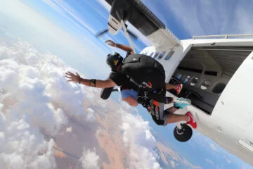 Tandem Skydive در ابو ذبیح