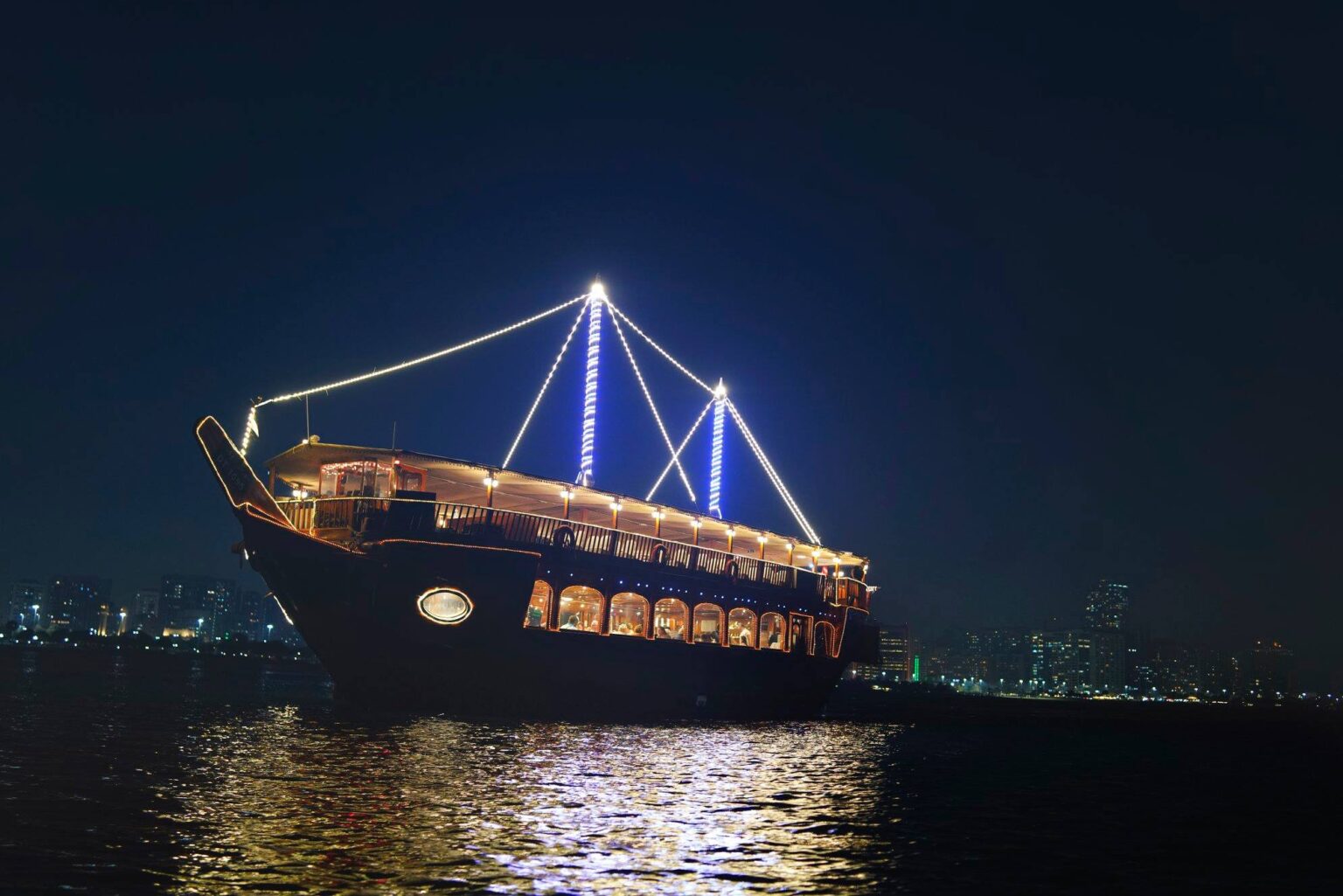 Dhow Dinner Cruise Dubai Marina - VooTours Tourism