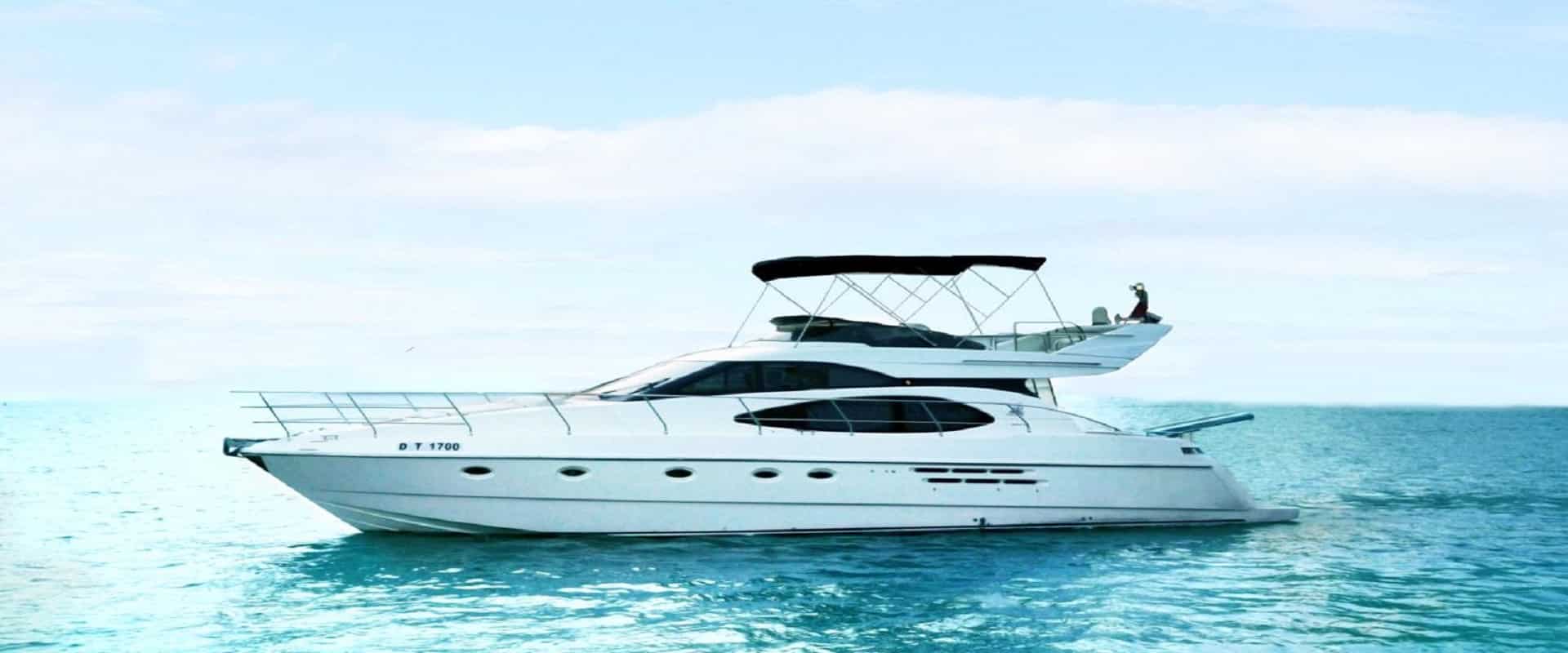 Yacht Aluguer Dubai