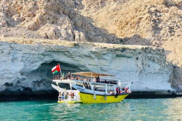 Excape to Musandam-Oman Musandam Dibba Tour from Dubai